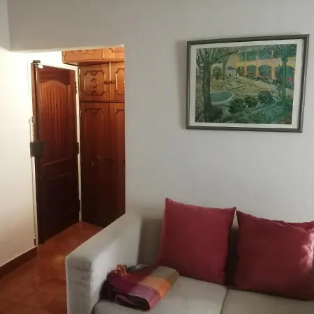 Apartment Encarnacao Metro 4 Lisbon